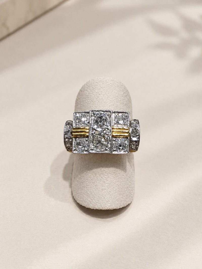 Bague Art déco sertie de diamants de taille ancienne en or et platine